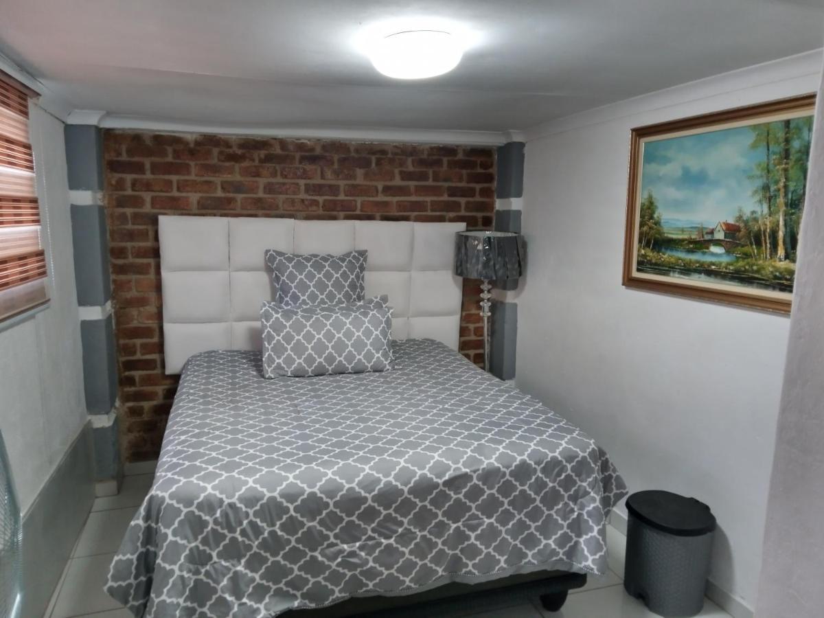 Dante Guest House Alberton Bagian luar foto