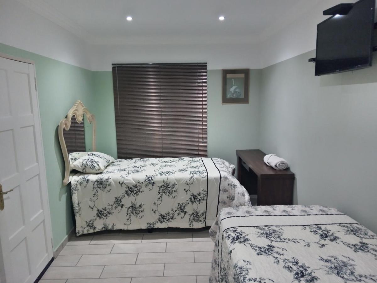 Dante Guest House Alberton Bagian luar foto